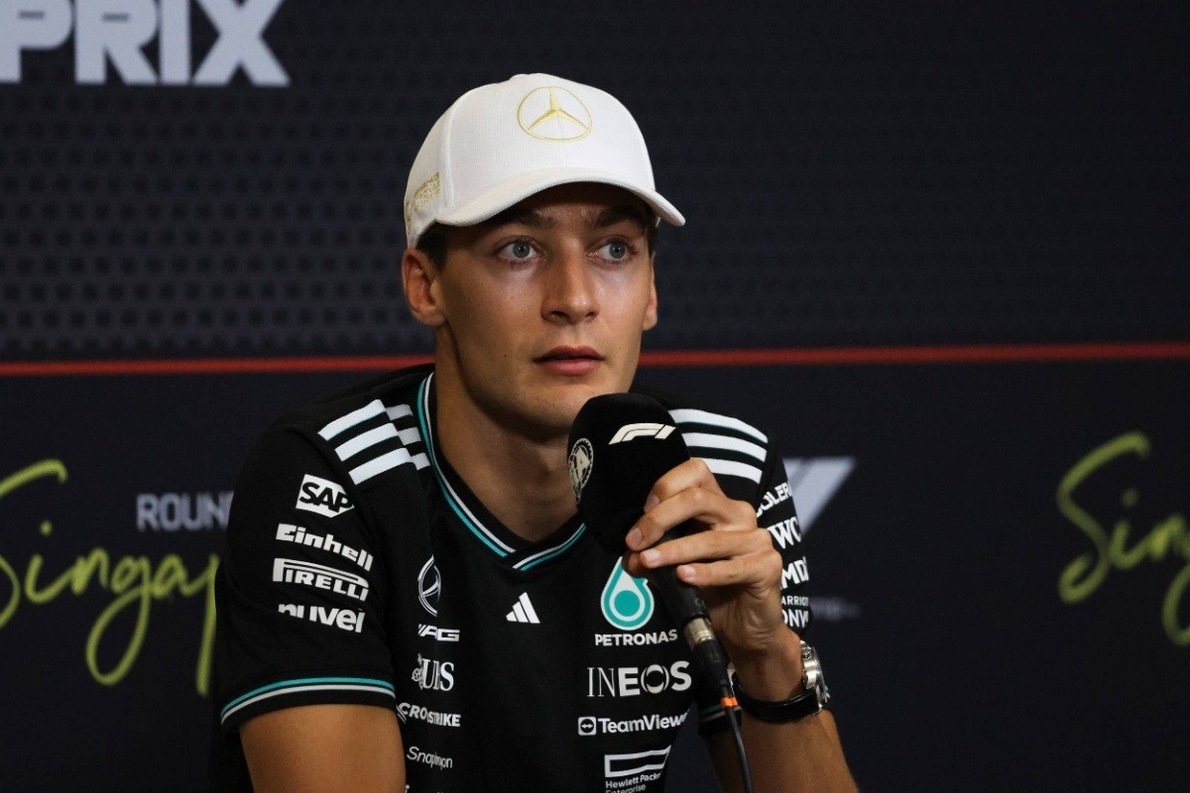  és  - “Még hány ilyen kérdés lesz?” - Russell egyre nehezebben viseli a kérdezősködést