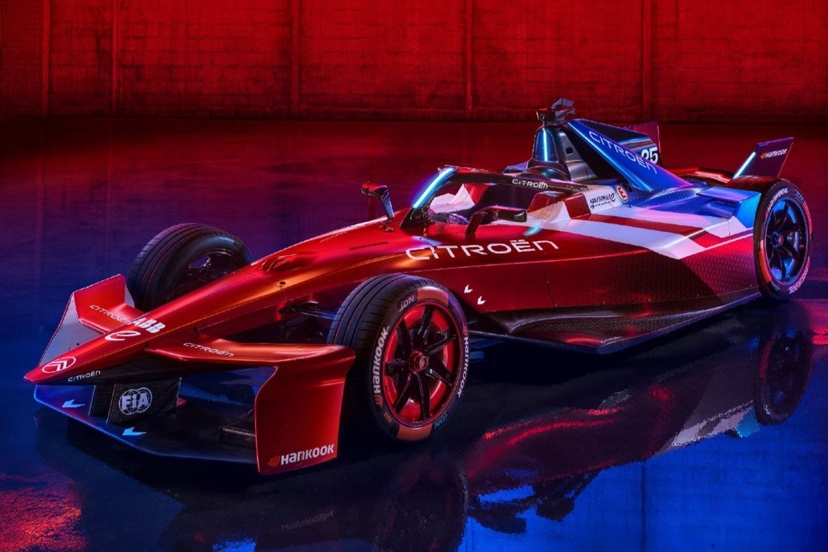 Bemutatta a Citroën Formula E autójának festését