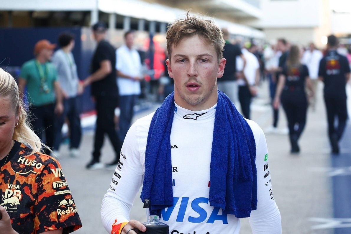  és  - Lawson jót nevetett Cunoda időmérős kritikáján