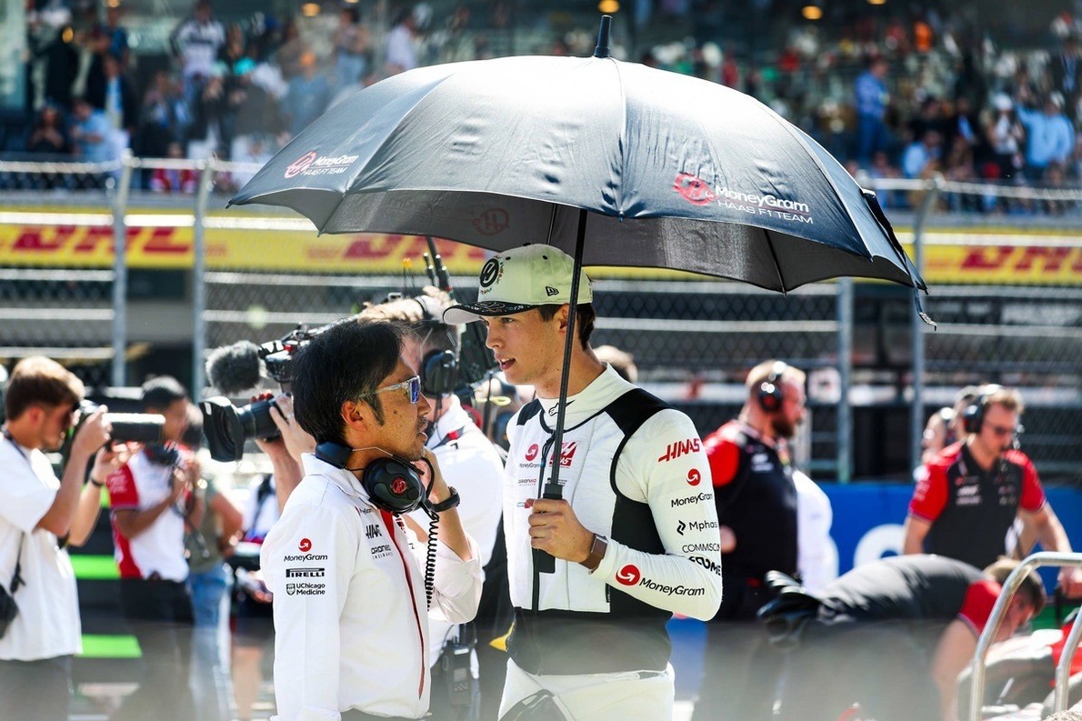  - A Haas csapatfőnöke nem győzte dicsérni Bearmant a zseniális futama után