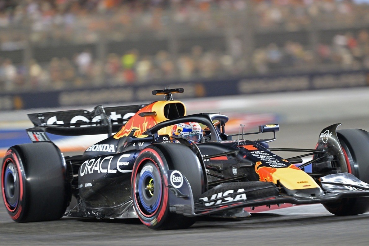  - Verstappen: muszáj volt próbálkoznunk valamivel, de a futam nehezebb volt, mint vártuk