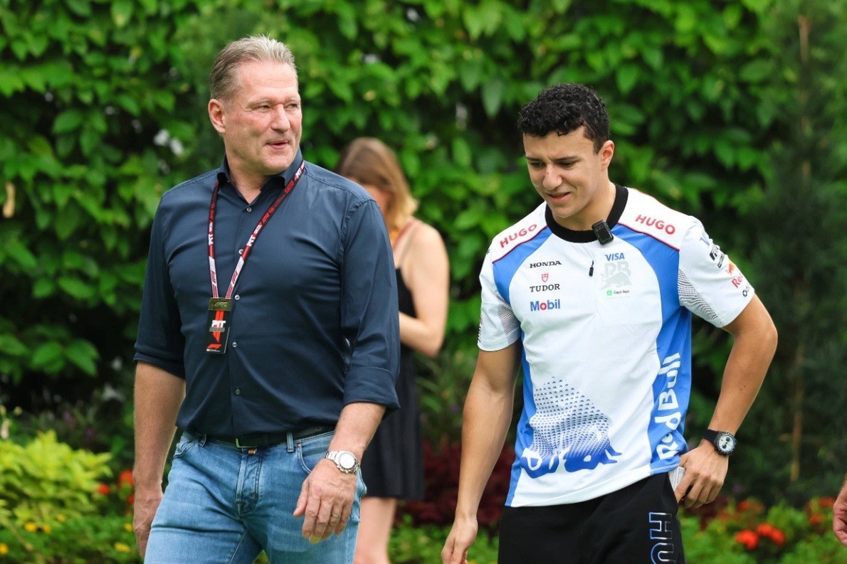 - Jos Verstappen: Horner távozása óta az emberek nevetnek!