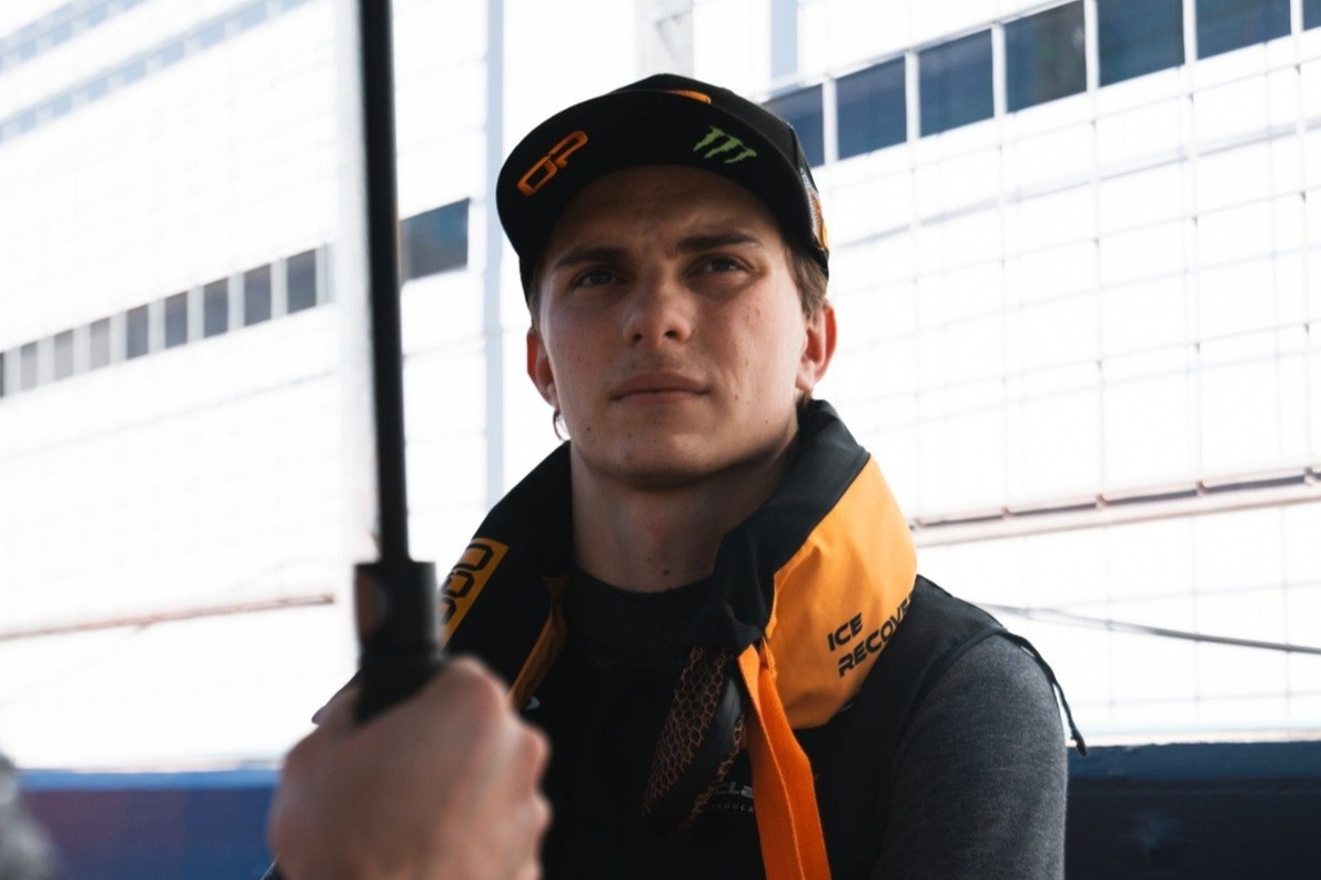  és  - Piastri: "Hamarabb került Verstappen versenybe, mint amire számítottunk"