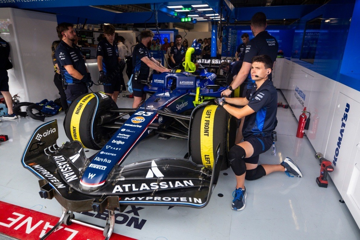  és  - Kiderült, miért váltott logót a Williams F1-es csapata