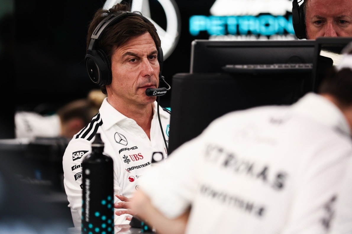  és  - Wolff figyelmezteti a Mercedest: óvatosan a Las Vegas-i hétvégével