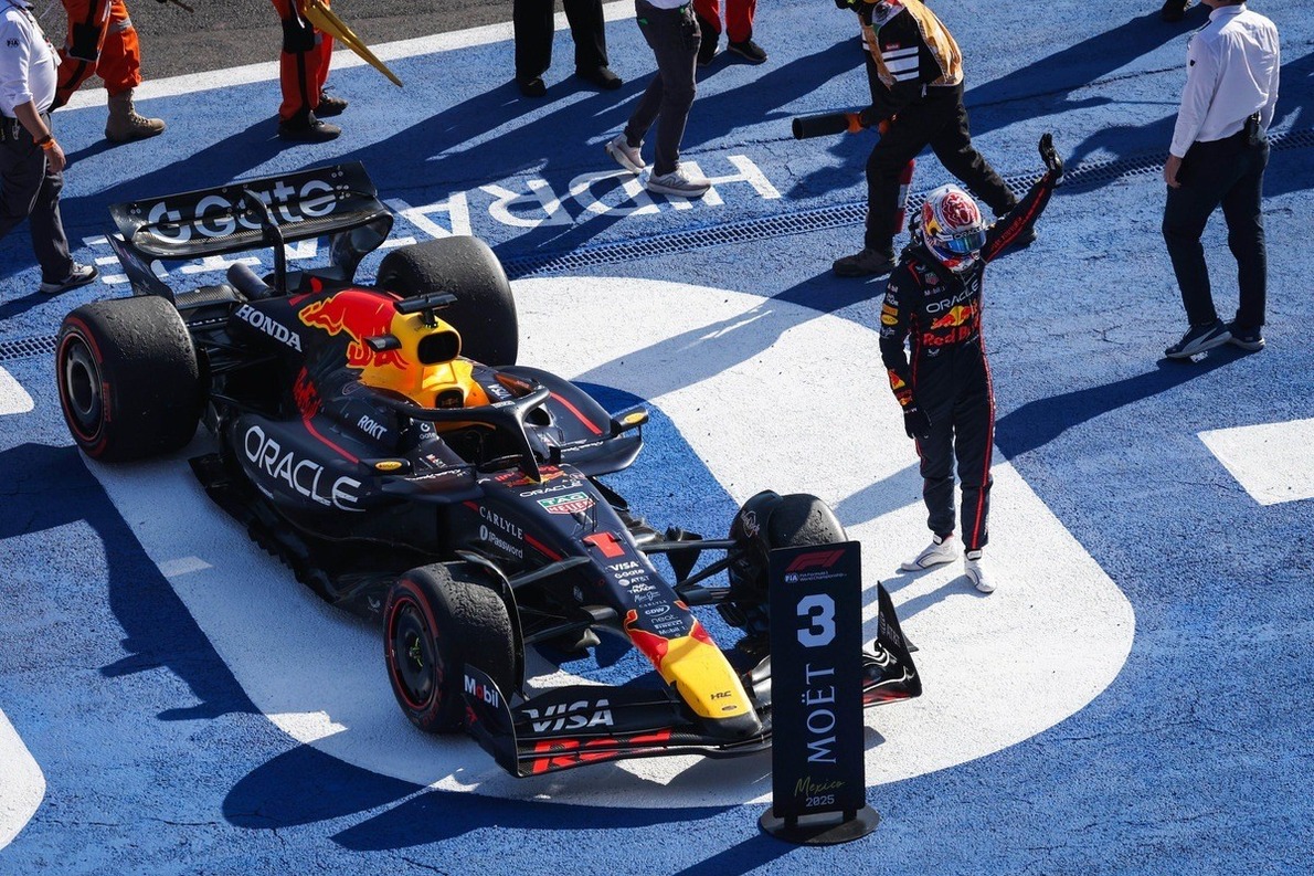 - A rajtszáma megváltoztatását fontolgatja Verstappen?