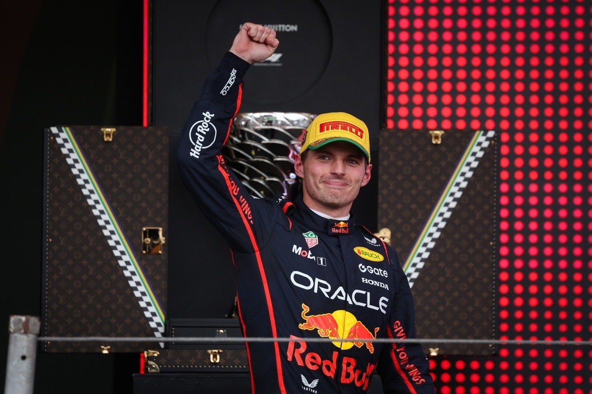  és  - Rivális csapatfőnök Verstappen F1-es rekordbeállításáról: „Ez a hajó már elúszott”