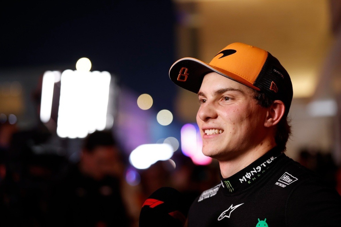  és  - Piastri elégedett: Nem kell újra feltalálnunk az autót az időmérő előtt