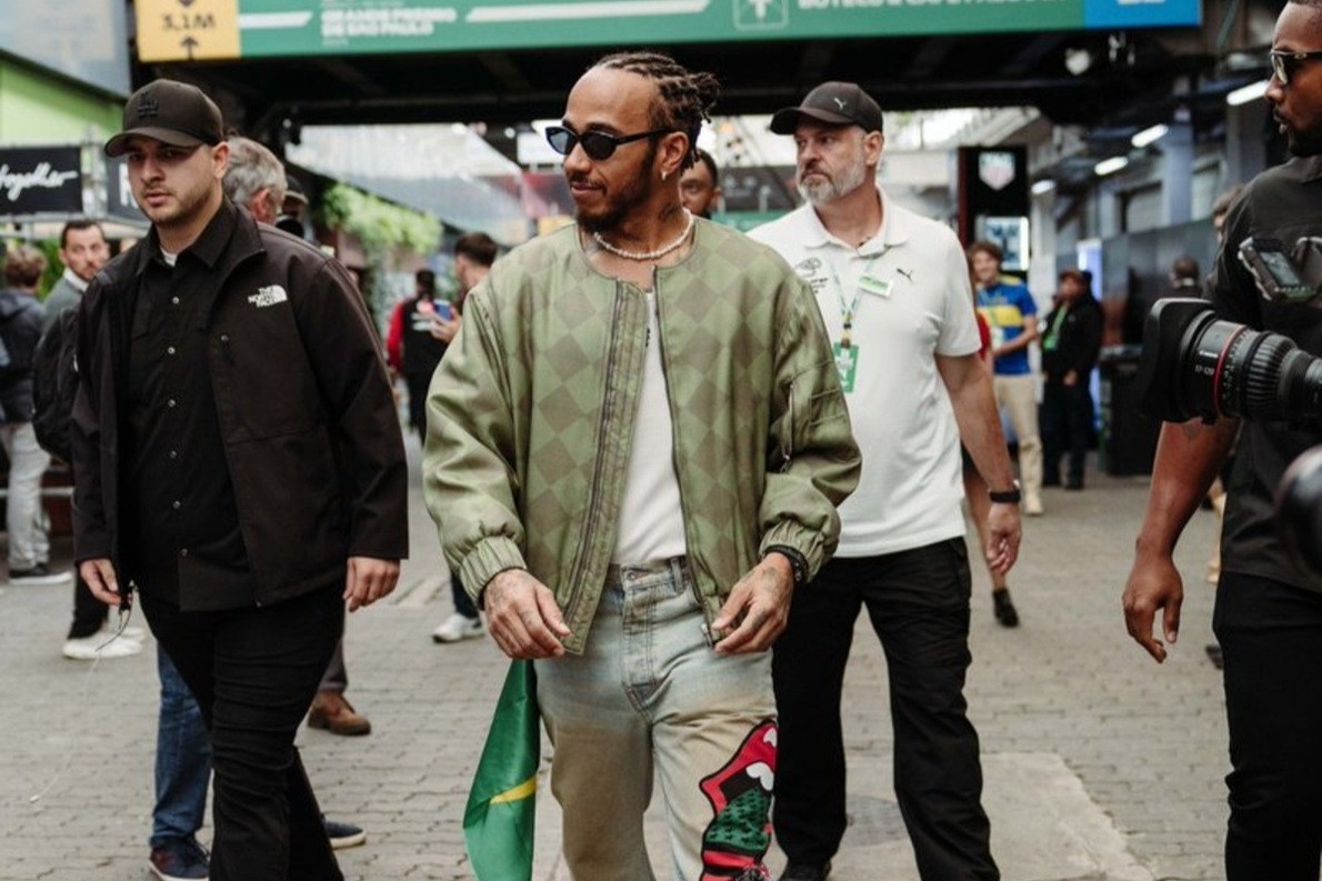 Váratlan eső érkezett Interlagosba, a Porschék vizes pályán versenyeztek!