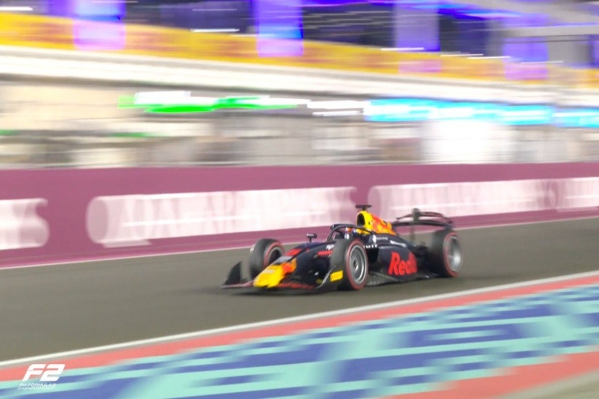 F2: Fornaroli dominálta a katari időmérőt, de a végén jött Goethe és megtréfálta őt