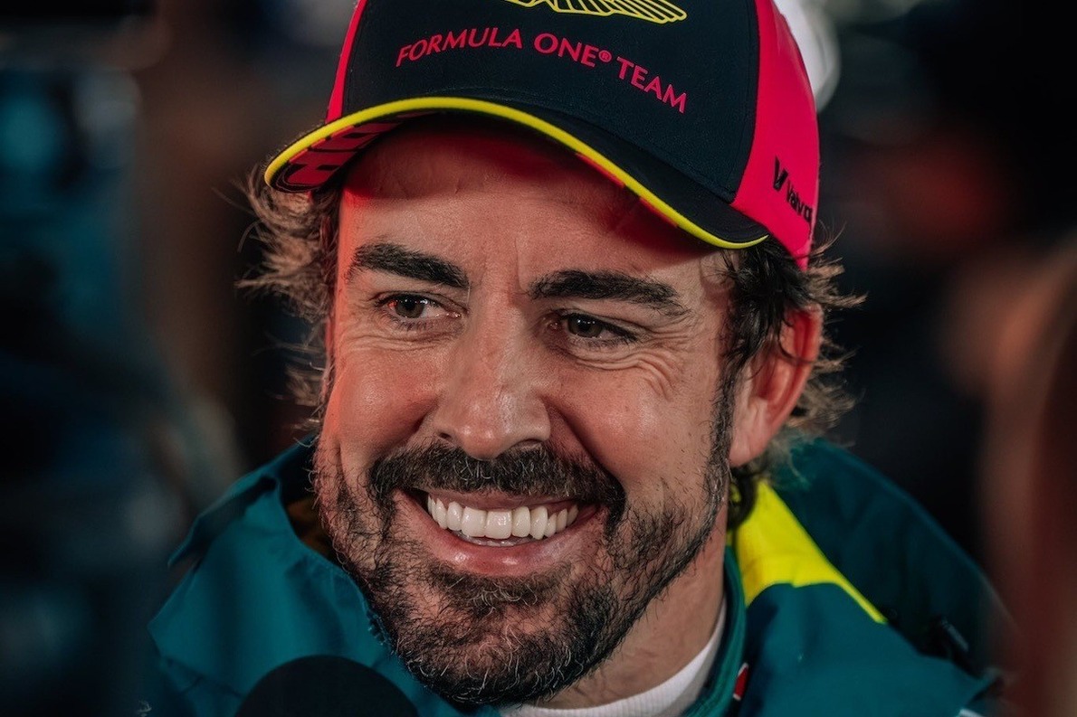 - Alonso: Két futamunk van megünnepelni, hogy nem kell többet ezt az autót vezetni