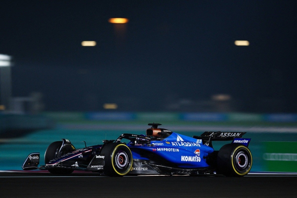 és - Vakmerő beállítást választott a Williams, 1.8 másodpercet ugrottak a tavalyi évhez képest