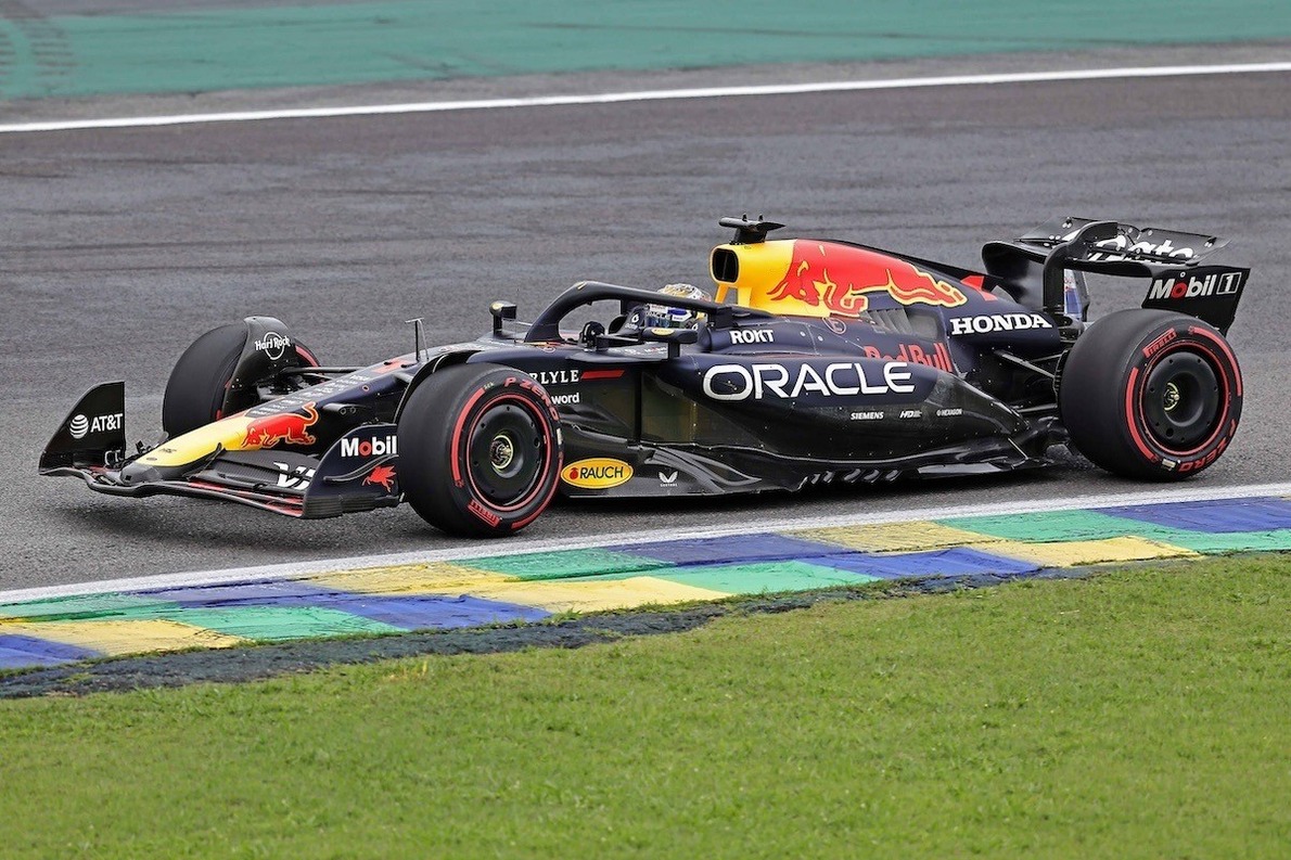  és  - Hibázott a Red Bull azzal, hogy Verstappent másodjára is kihívták?