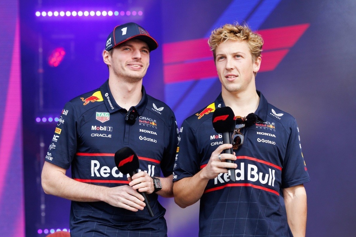  és  - Verstappen szerint hibázott a Red Bull, amikor Lawsont kitették a csapatból