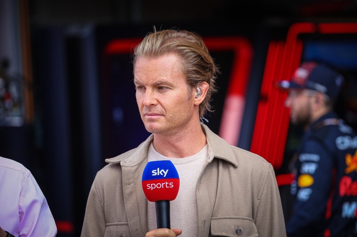  - Rosberg szerint Verstappen bátrabban kockáztathat, a McLaren viszont nem hibázhat a bajnoki hajrában