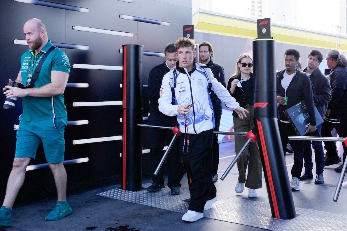 - BRÉKING: Lawson marad, Lindblad érkezik a Racing Bulls-hoz!