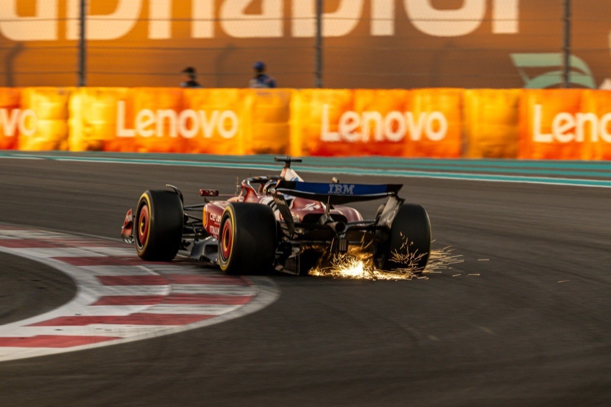 Célba érhet a Ferrari nyomásgyakorlása - hat futamot kaphat a Mercedes és a Red Bull erőforrása?