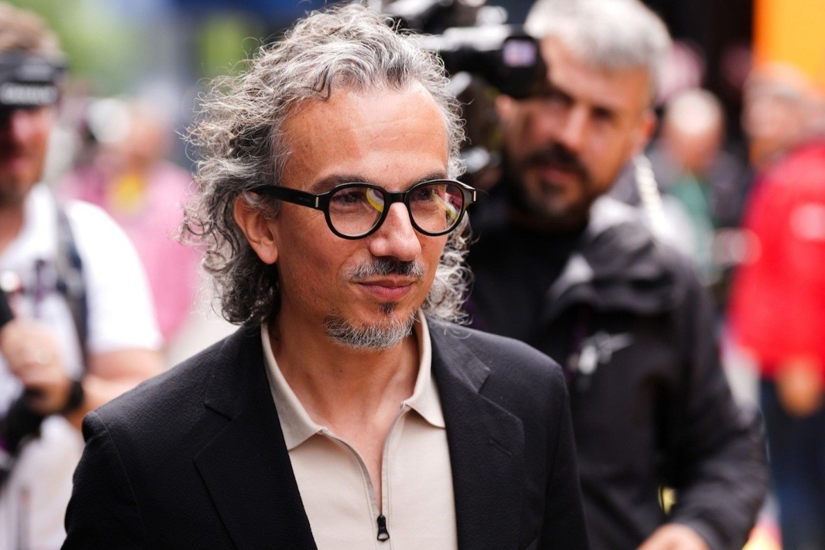  és  - Mekies: 2026-ban visszaüthet a 2025-ös fejlesztés erőltetése