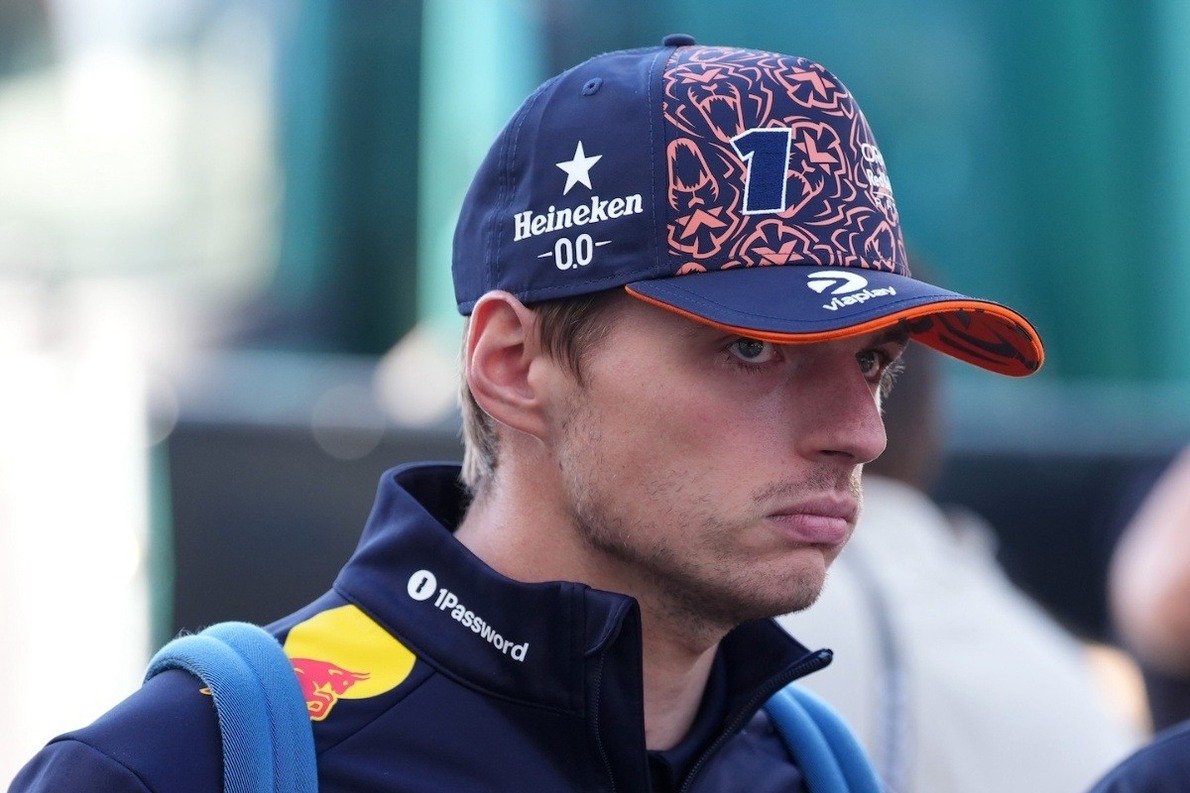  és  - Reagált az FIA Verstappen „tönkrement a hátam” megjegyzésére