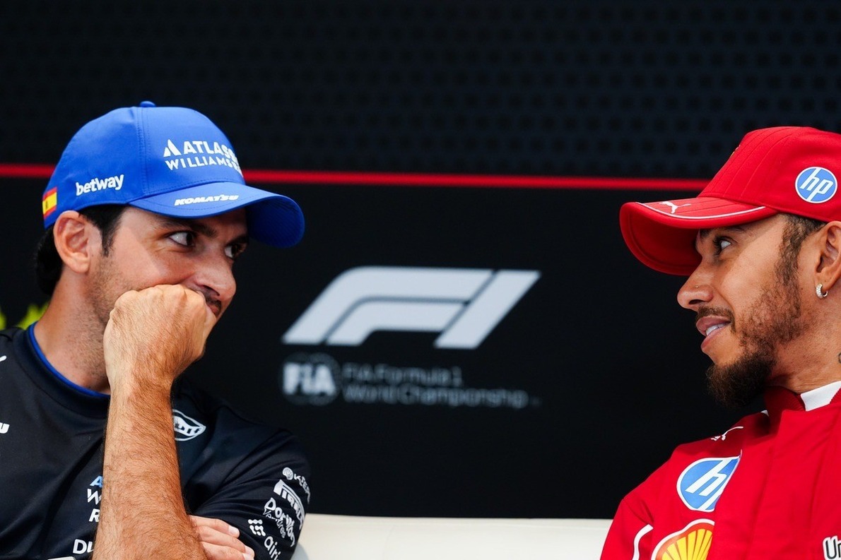  és  - Sainz: hogy megelégedéssel tölt-e el Hamilton ferraris szenvedése?