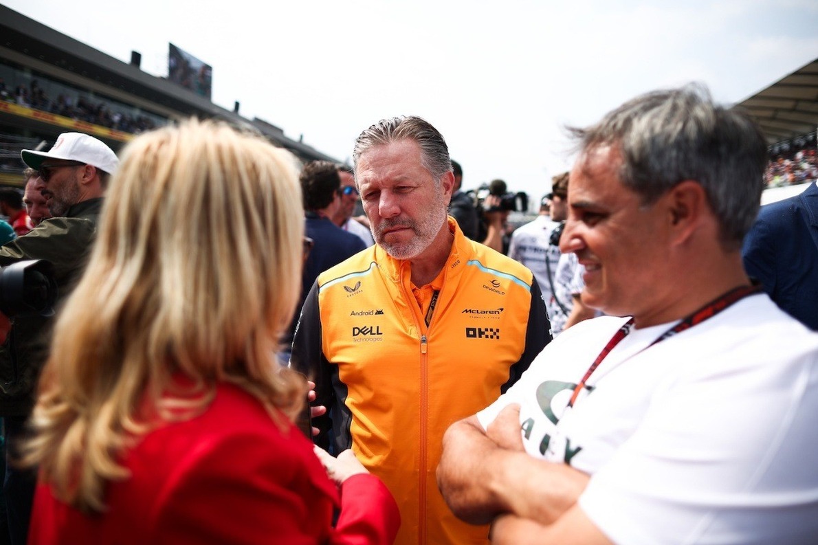  és  - Montoya szerint egy hibája van a McLarennek, de az nagyon nagy