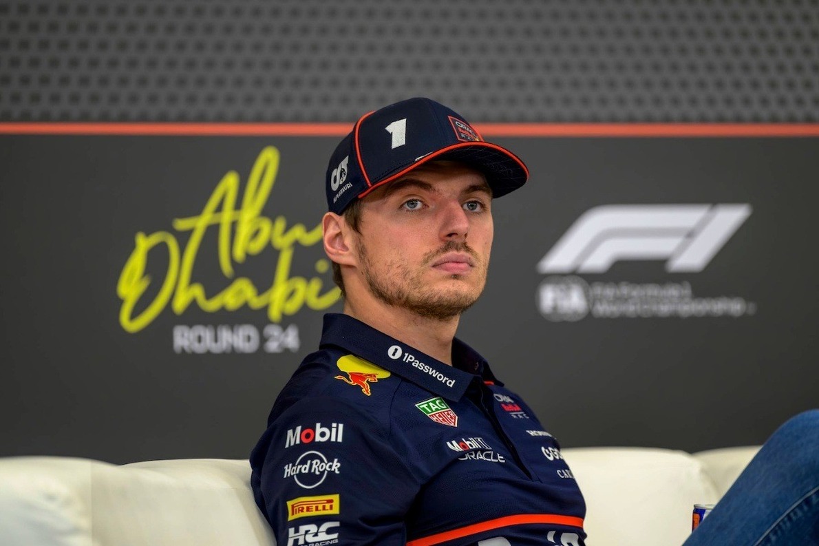  és  - Verstappen: Ha egyszer váltanék, nem csak az érdekelne, hogy gyorsabb-e az autó