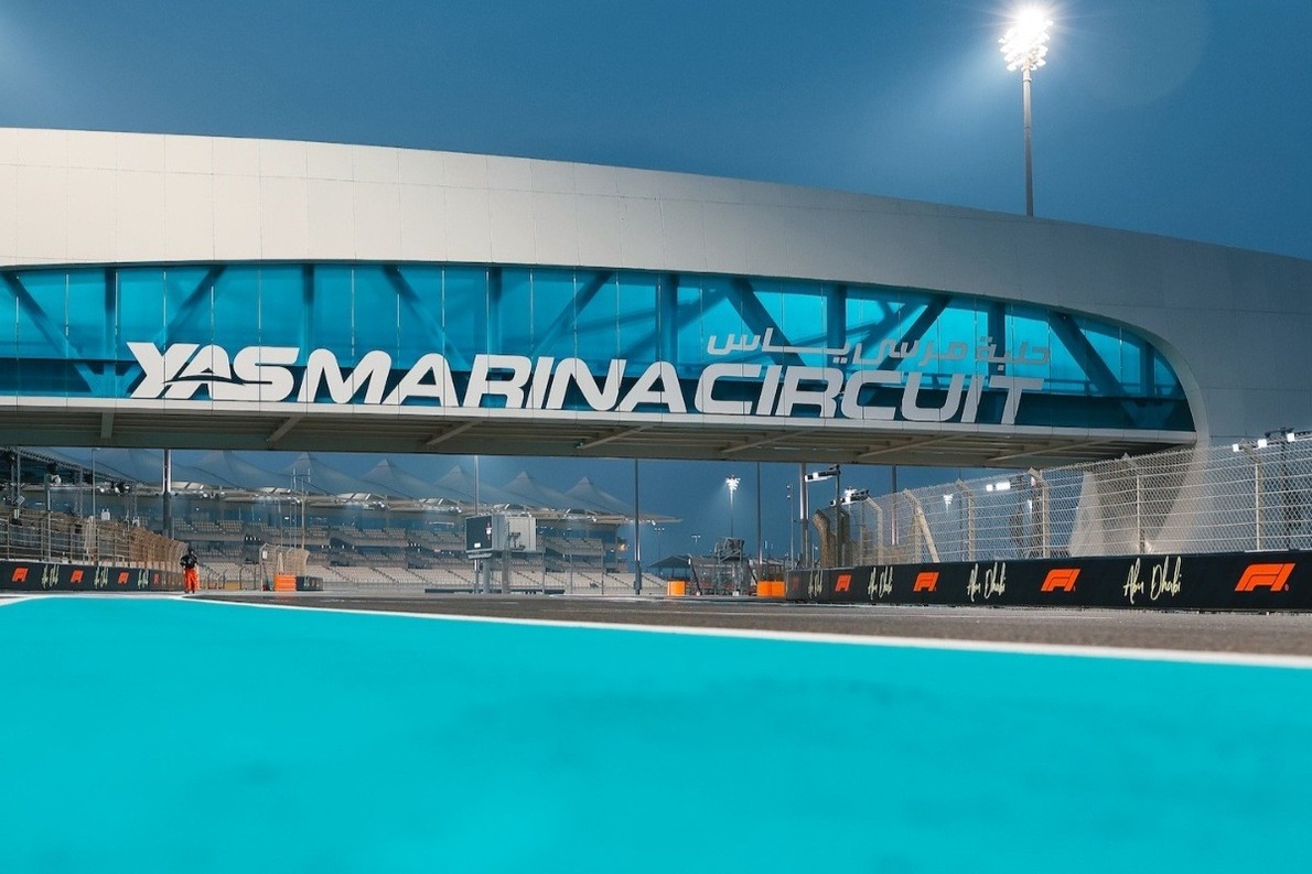 ÉLŐ F1-ES KÖZVETÍTÉS: Abu-dzabi Nagydíj - Első szabadedzés (LIVE)