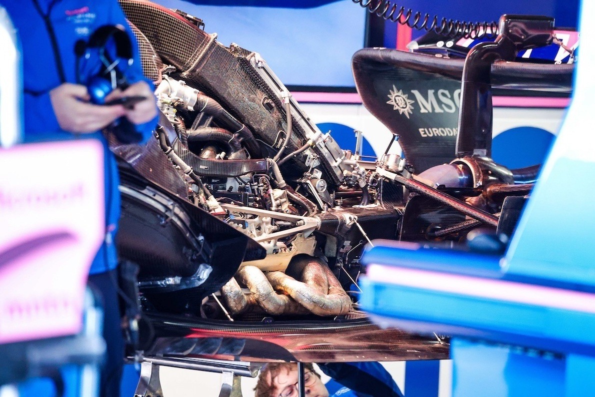 Újabb csapat érte el a minimális súlyhatárt - aggódhatnak a riválisok?