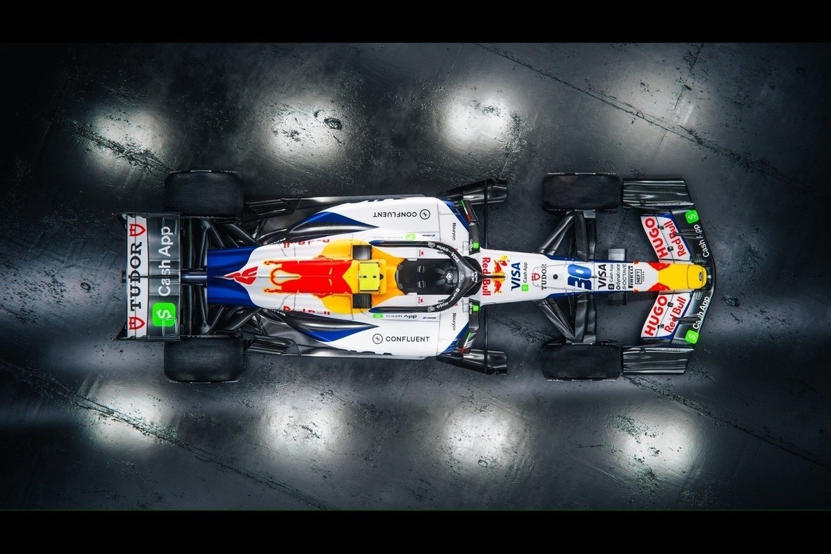  és  - Ma gurul pályára először a Racing Bulls autója, jön a Red Bull-motor első igazi tesztje (frissítve)