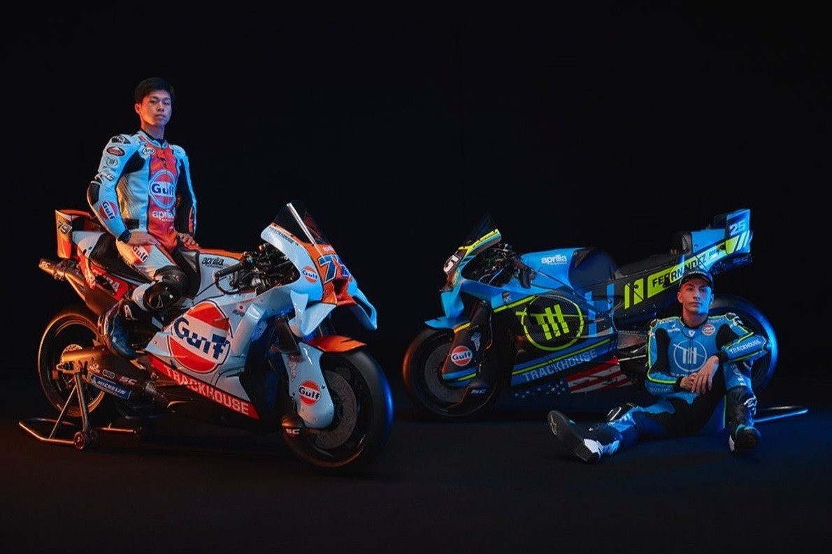  és  - Két eltérő festést is villantott a Trackhouse a milánói bemutató alkalmával