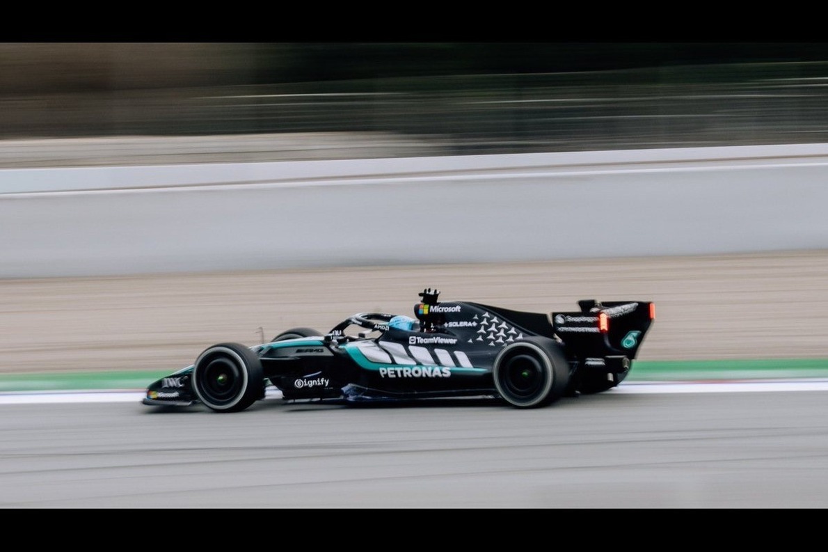  és  - Gyorsabb az egyenesben, lassabb a kanyarokban, de kiszámíthatóbb: pilóták a 2026-os autókról