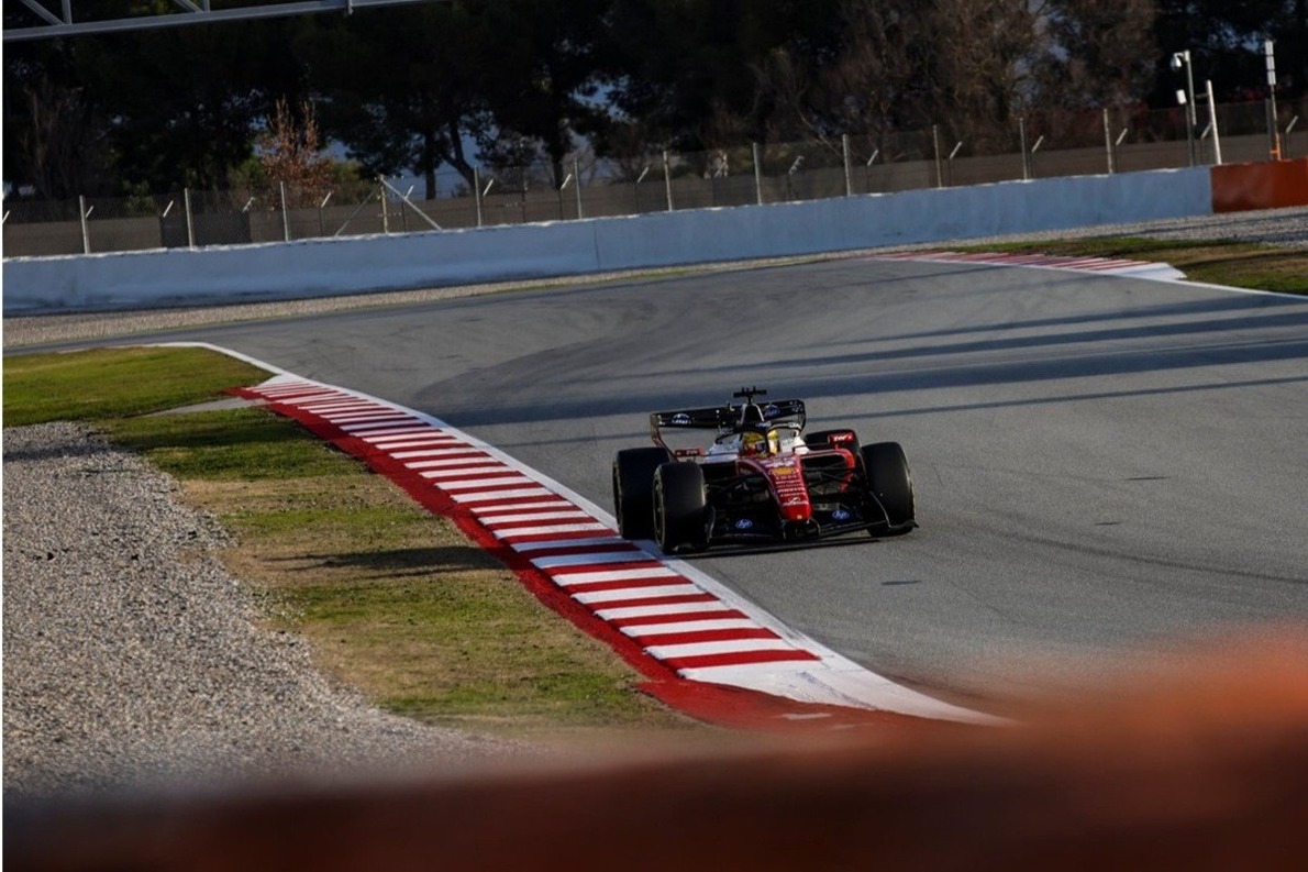  - Döbbenetes mennyiségű első szárnyat tesztelt a Ferrari a 2026-os géphez - "ezzel nyerhetünk a legtöbbet"