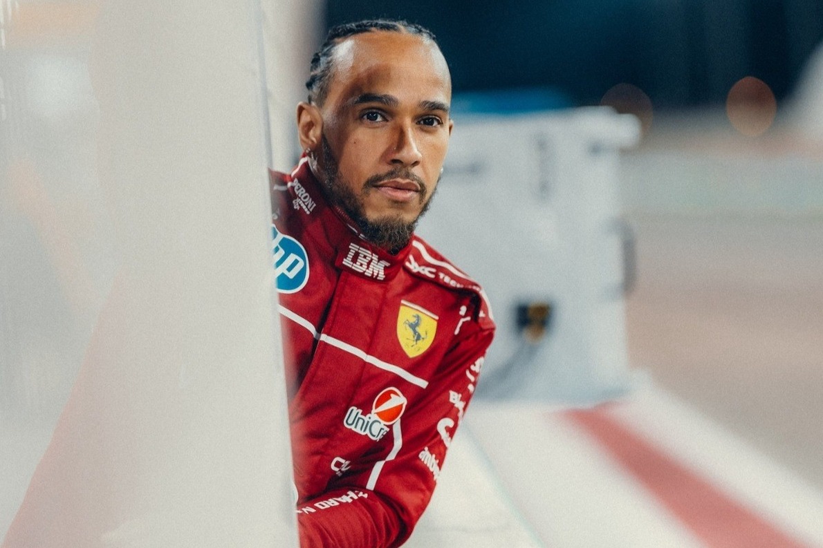 és - „Romantika és harmónia” – Hamilton beleszeretett a Ferrariba