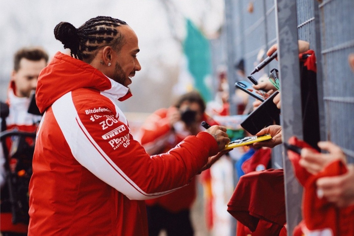  - Hamilton újra pozitív energiát hozott a Ferrarihoz, de Chandhok óvatosságra int