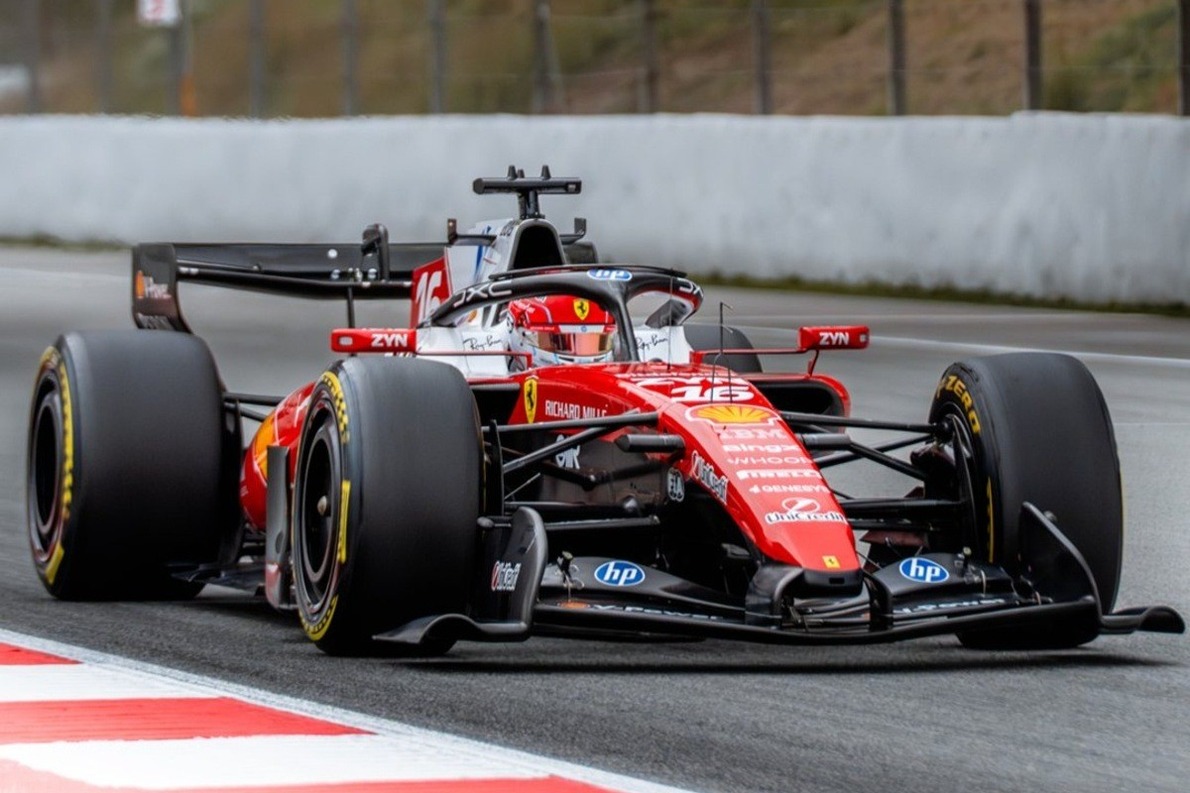  - A rajongók egy része aggódik: „Azért nem nézi a Ferrari a teljesítményt, mert nincs mit nézni”