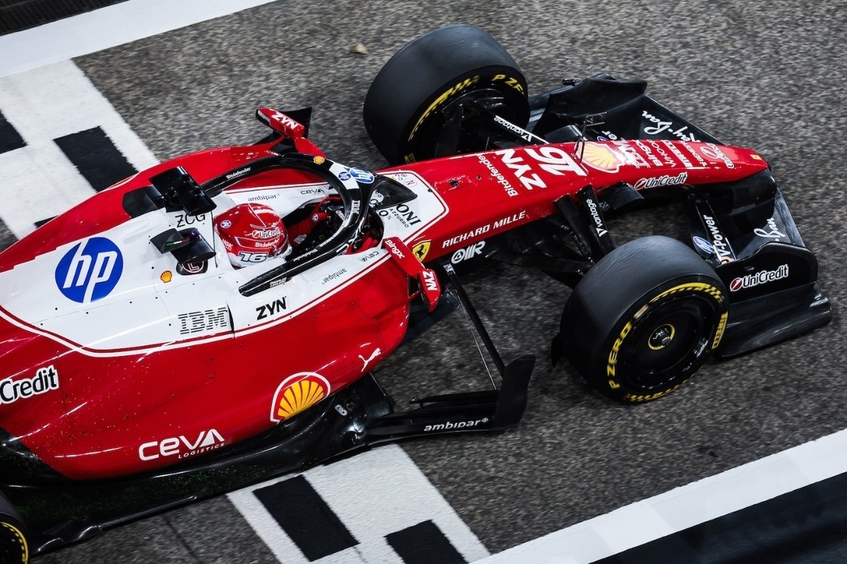  és  - Leclerc az élen, a Mercedes a mélyben – felemás csütörtöki nap Bahreinben