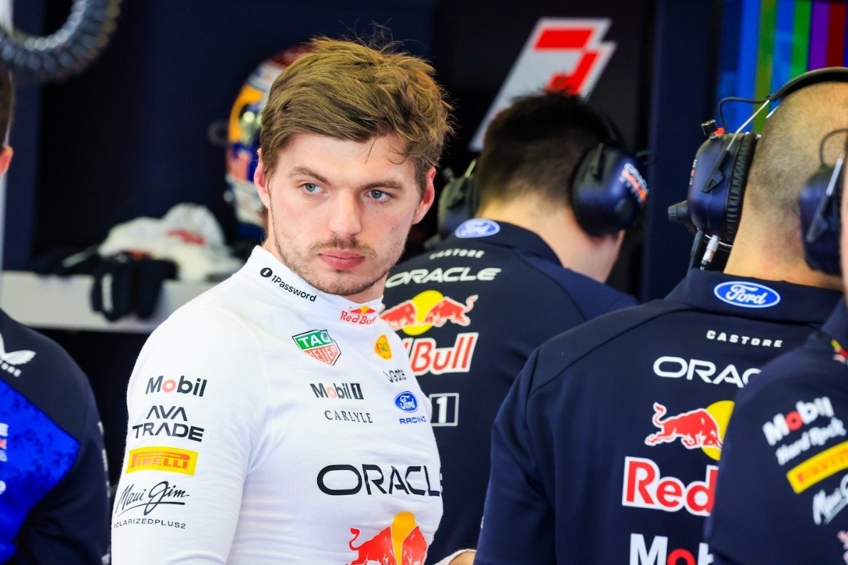 - Helyretették a négyszeres világbajnokot: a Forma-1 nagyobb, mint te vagy!