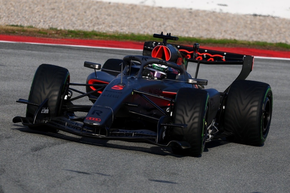  - Megosztja a csapatokat az új előzési rendszer, de valóban gyengébb a DRS-nél?