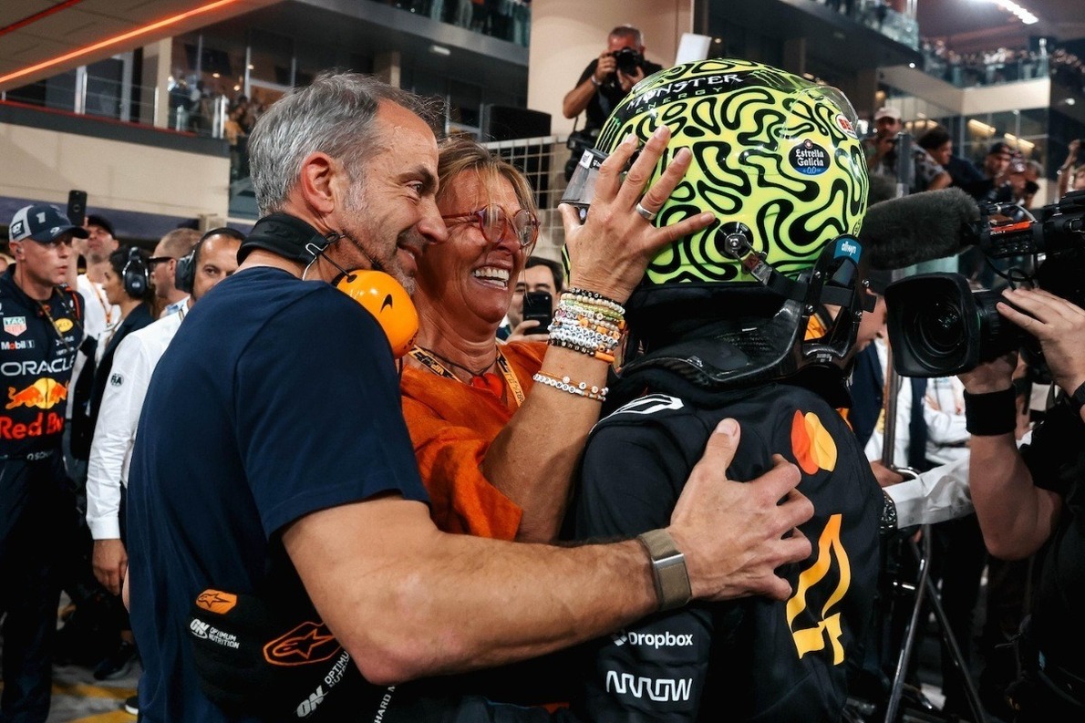  - Lando Norris szerint „problémás”, hogy az édesanyja ennyire élvezi a hirtelen jött népszerűséget