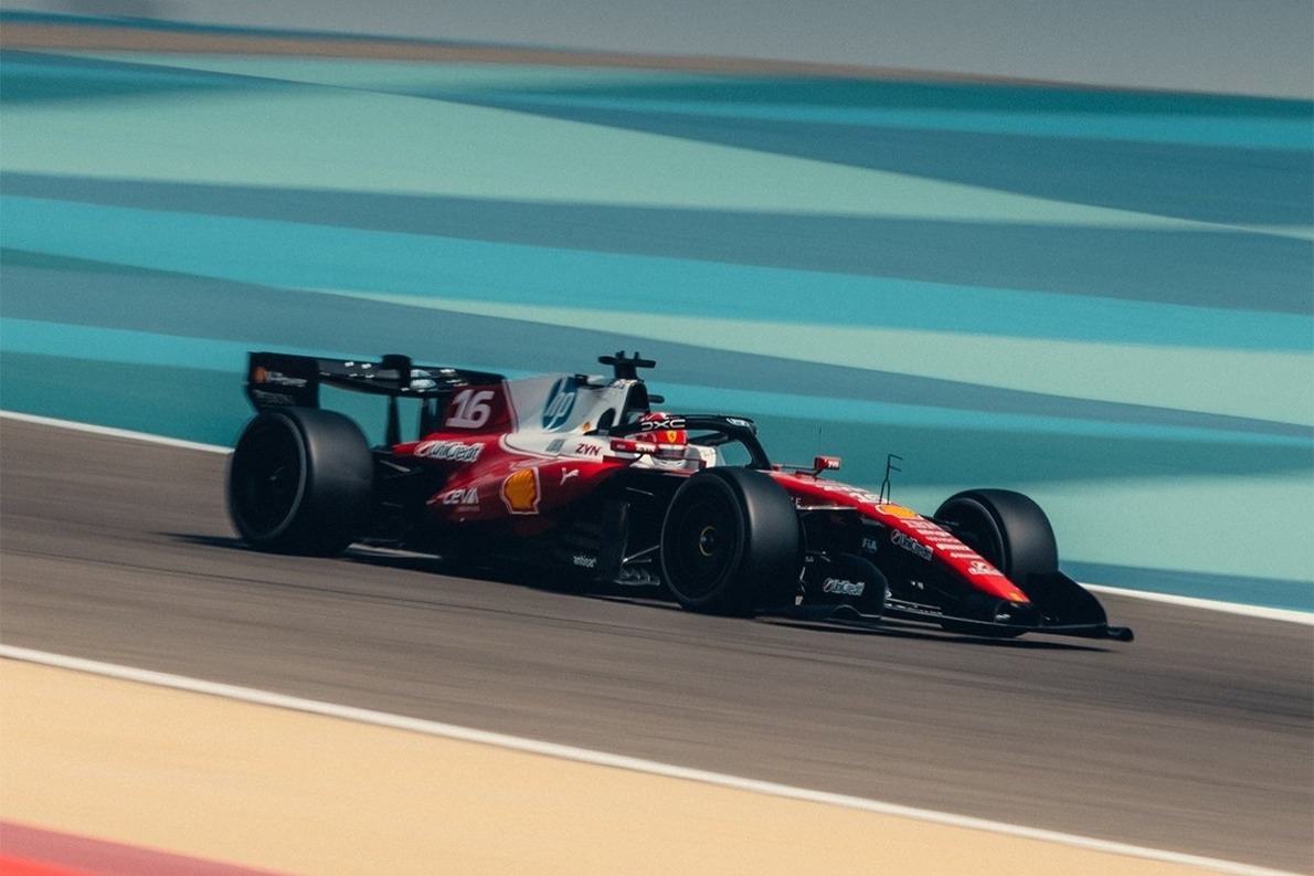 A Ferrari nem a motorerővel, hanem egy trükkös megoldással vágna vissza a Mercedesnek