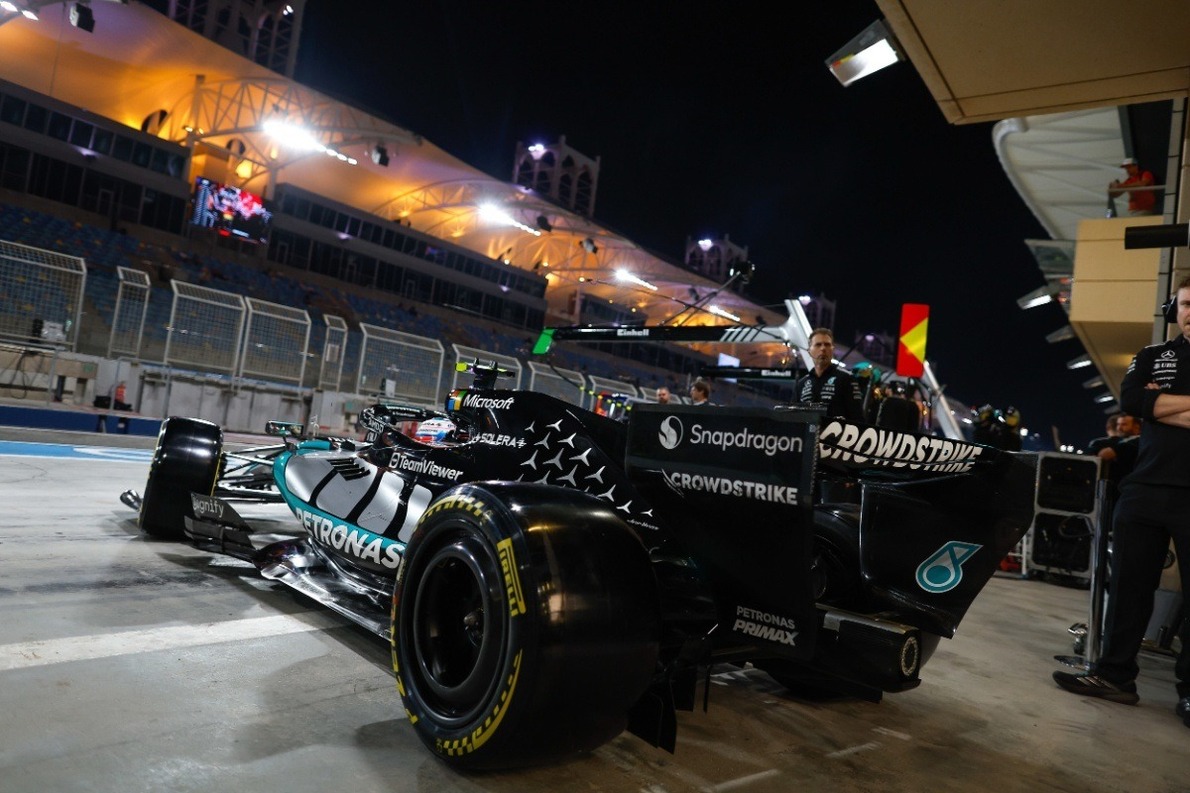 Közleményt adott ki a Mercedes a közel-keleti konfliktus miatt