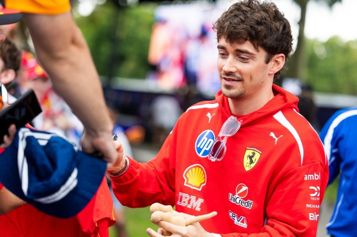  és  - Leclerc: „Nagyon pimasz volt, aki lekapcsolta a lámpákat”