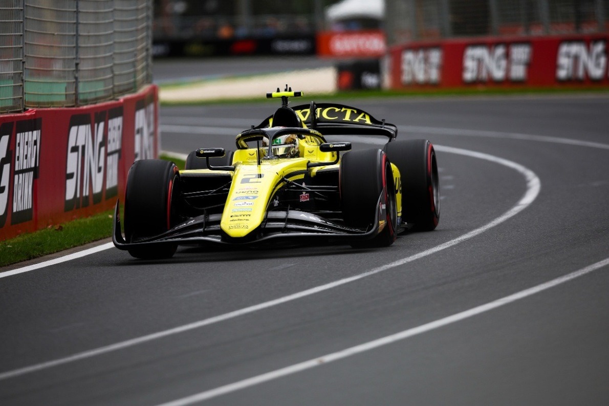 Dürksen nyerte az F2-es szezonnyitó sprintjét