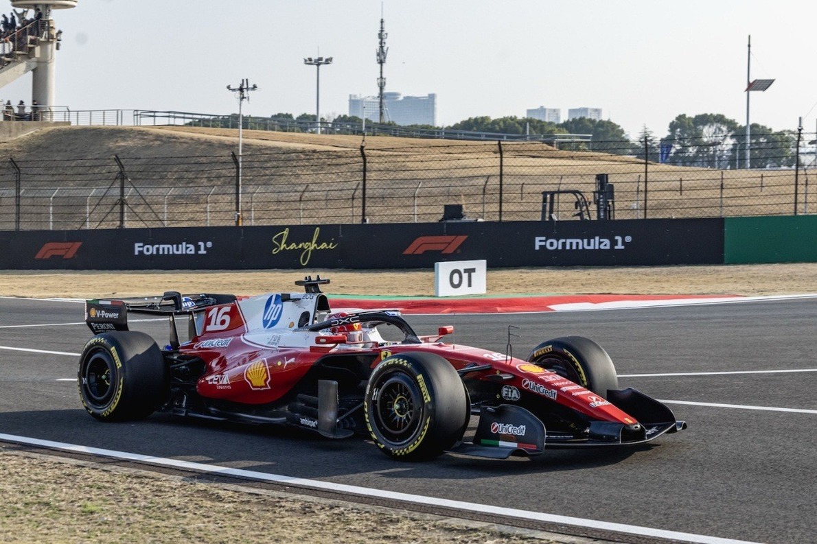  és  - Kiszivárogtak a számok: jelentős a Ferrari motorhátránya