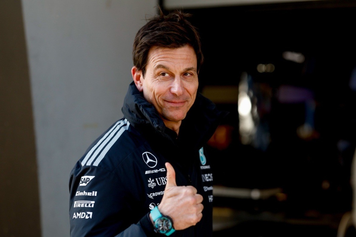  és  - Toto Wolff Horner visszatéréséről „Elég sok üveget tört össze, és ennek következményei vannak”