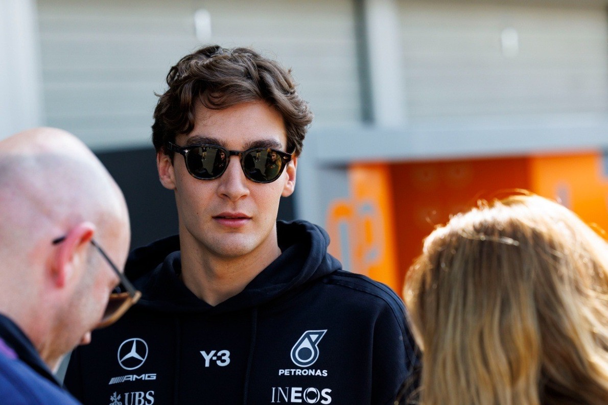 és - Russell a Japán Nagydíjról: „Ha egyetlen kör másképp alakul, akkor az a győzelem az enyém lett volna”