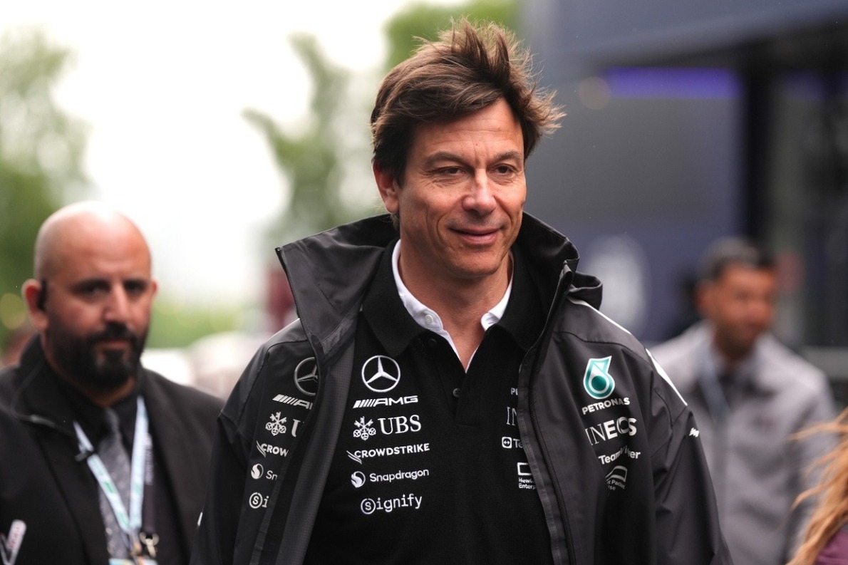  és  - Wolff nem érti a Ferrari szezonnyitón hozott taktikai döntéseit