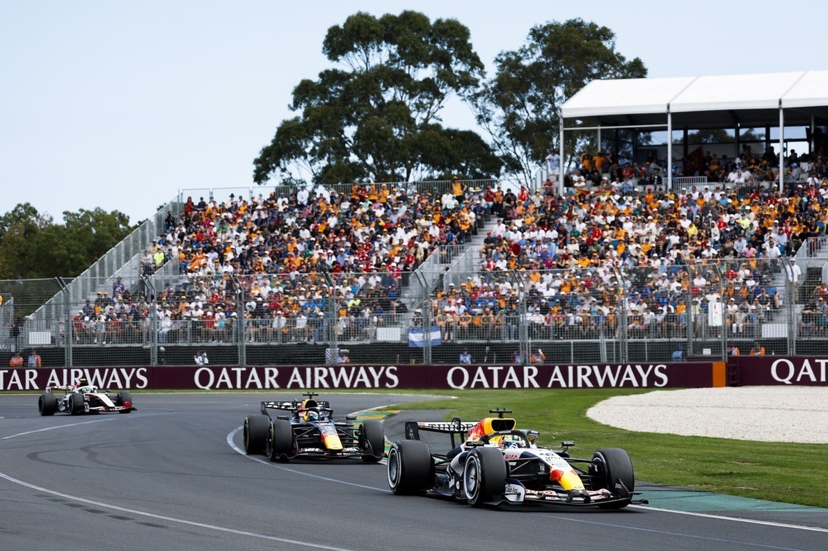  és  - Verstappen rendesen kiakadt és fékteszteléssel vádolta az újoncot