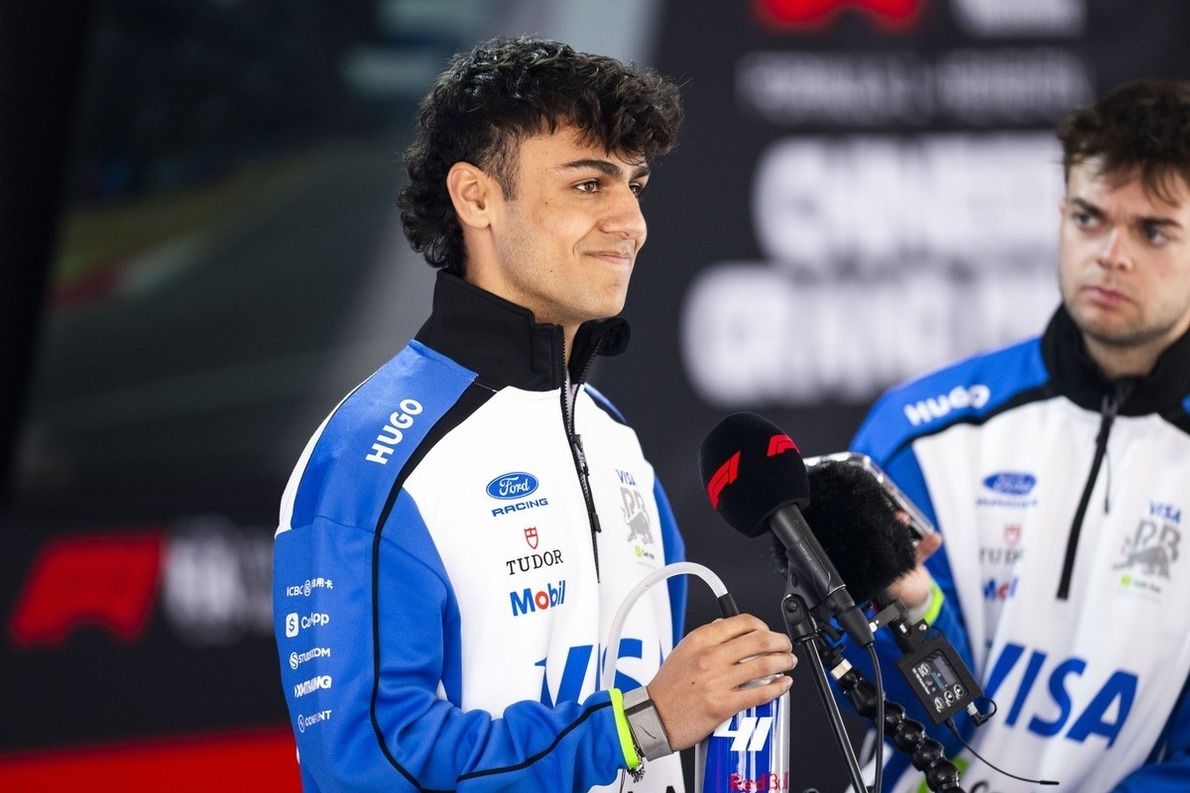  - Menedzsere szerint Lindblad messze érettebb a koránál, de nem a Red Bull miatt