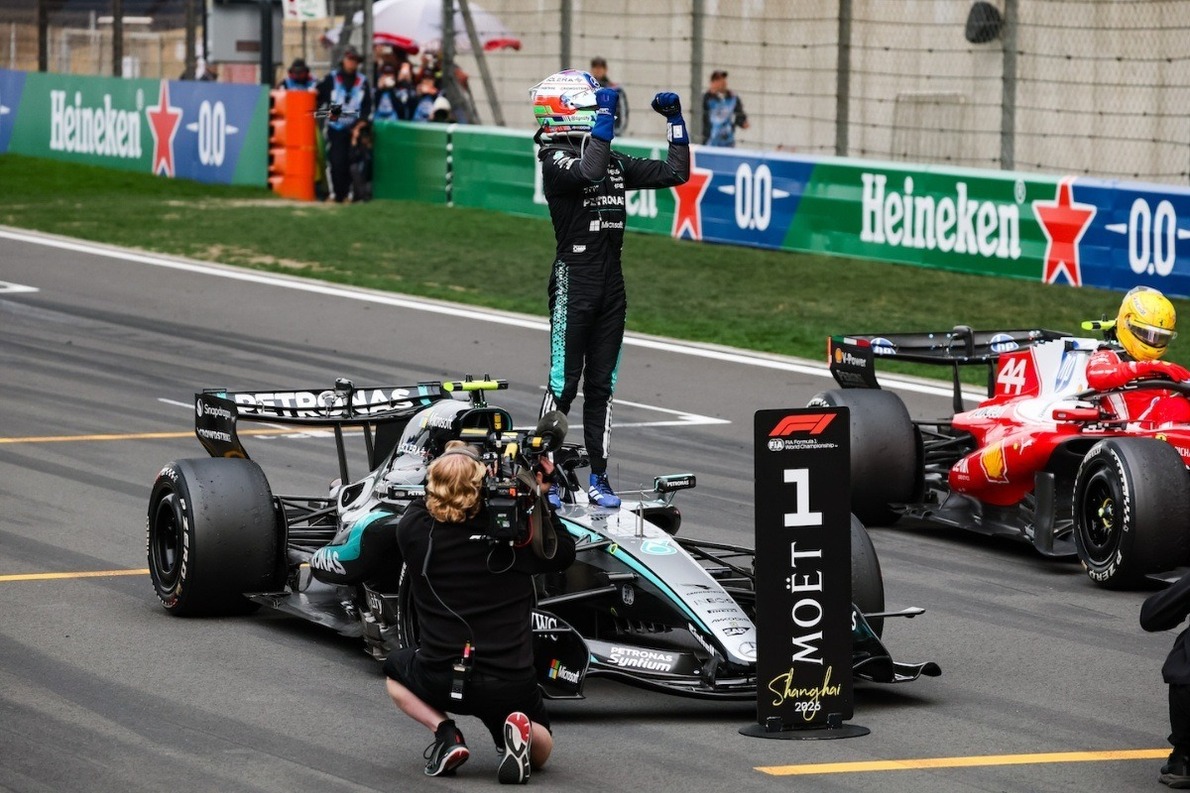 és - Íme, a 2026-os F1-es Kínai Nagydíj hivatalos végeredménye!